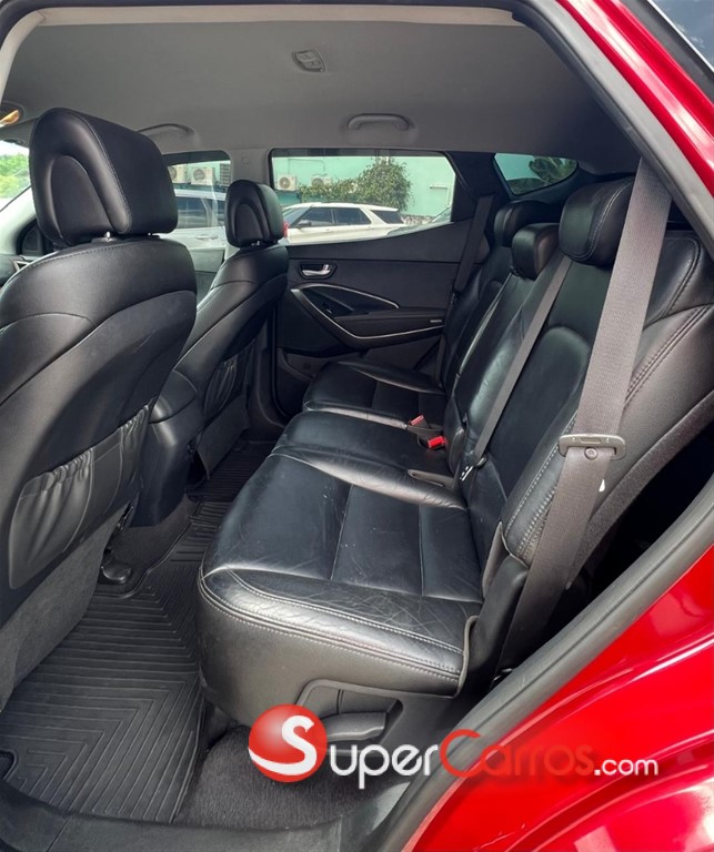 2017 Hyundai Santa Fe SE — foto 10 / 12