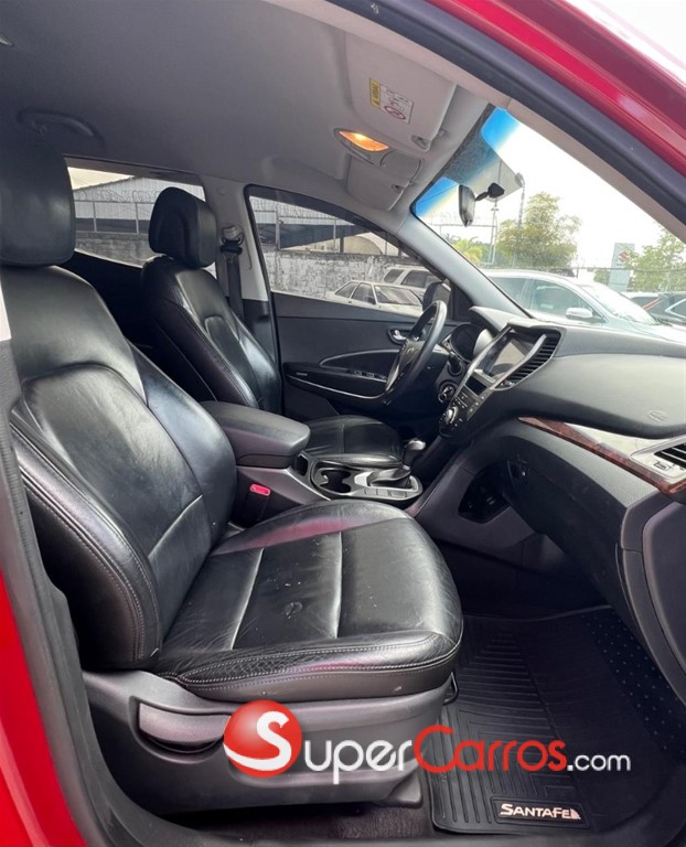 2017 Hyundai Santa Fe SE — foto 11 / 12