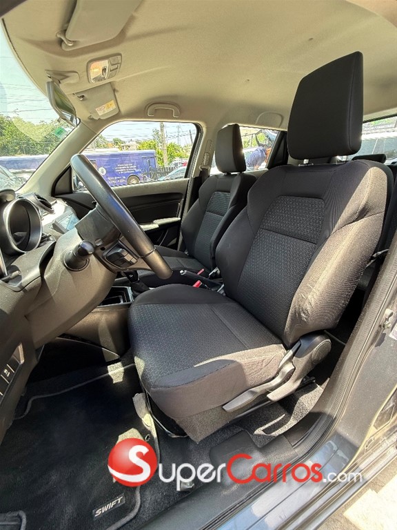 2024 Suzuki Swift GLI — foto 8 / 12