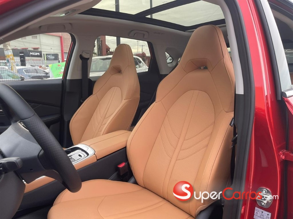 2027 Forthing EVO T5 — foto 9 / 12