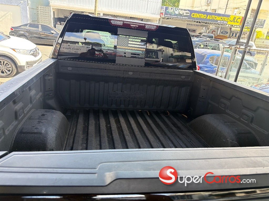 2024 Chevrolet Silverado High Country Duramax — foto 8 / 11