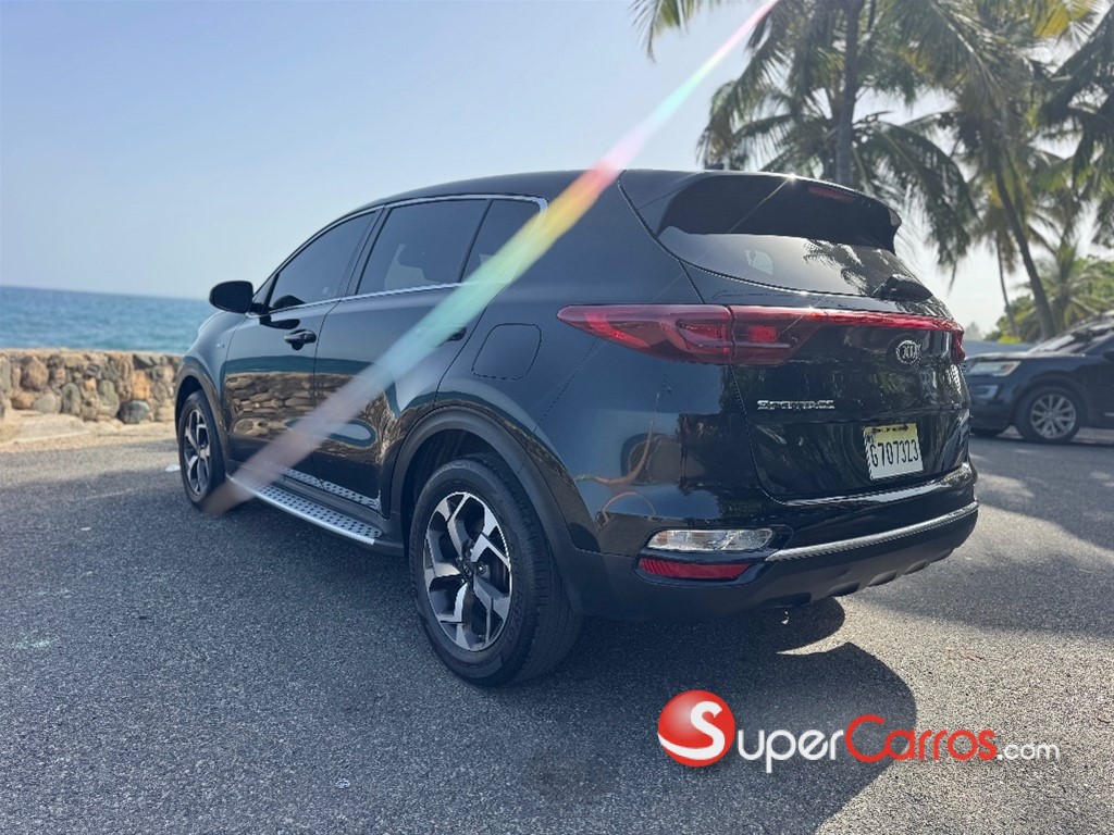 2020 Kia Sportage LX — foto 6 / 10