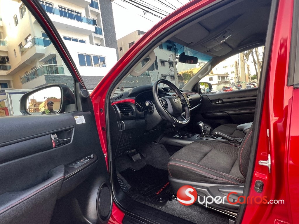 2018 Toyota Hilux Full 2.8 — foto 7 / 12