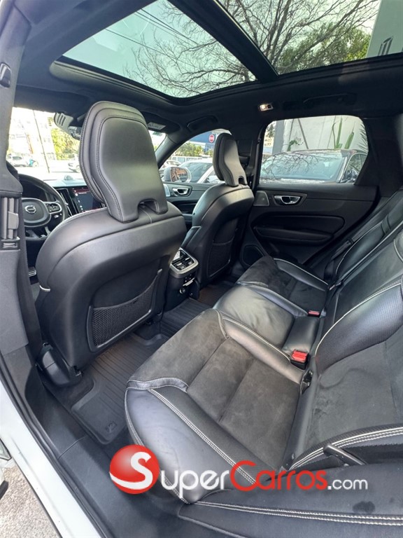 2019 Volvo XC60 R Design — foto 5 / 12
