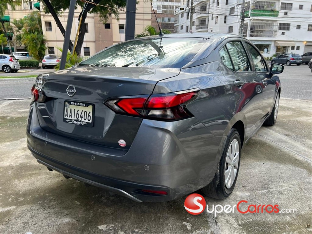2024 Nissan Versa Sense — foto 4 / 8