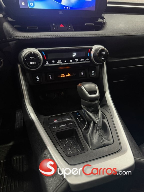 2023 Toyota RAV4 XLE — foto 3 / 9