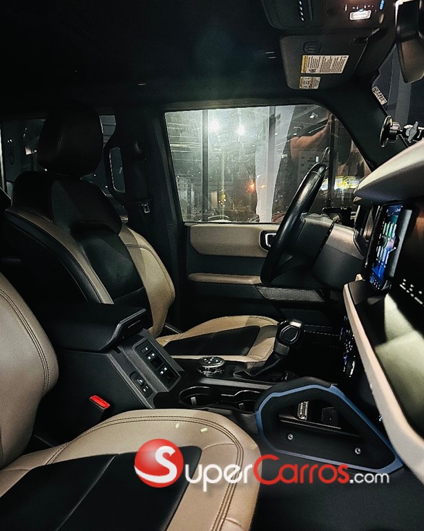 2022 Ford Bronco Wildtrak — foto 6 / 12