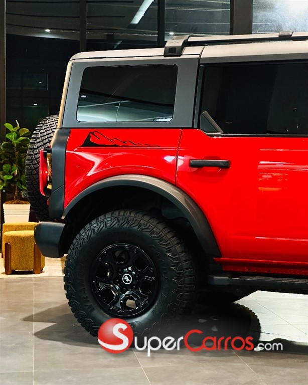 2022 Ford Bronco Wildtrak — foto 10 / 12