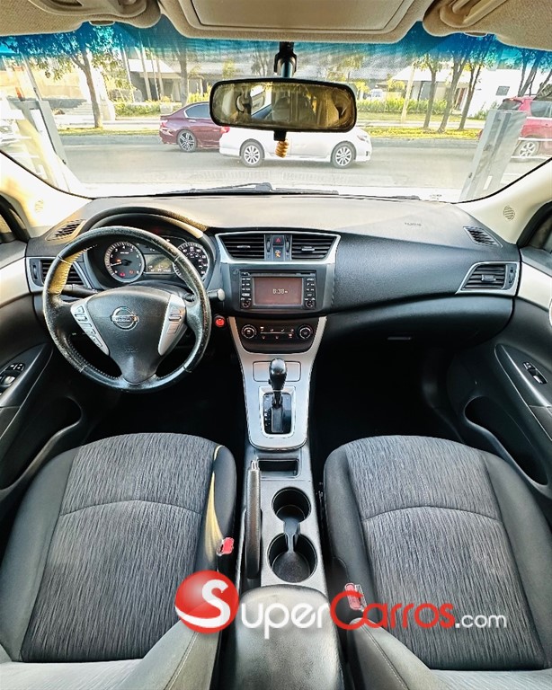 2015 Nissan Sentra SV — foto 7 / 12