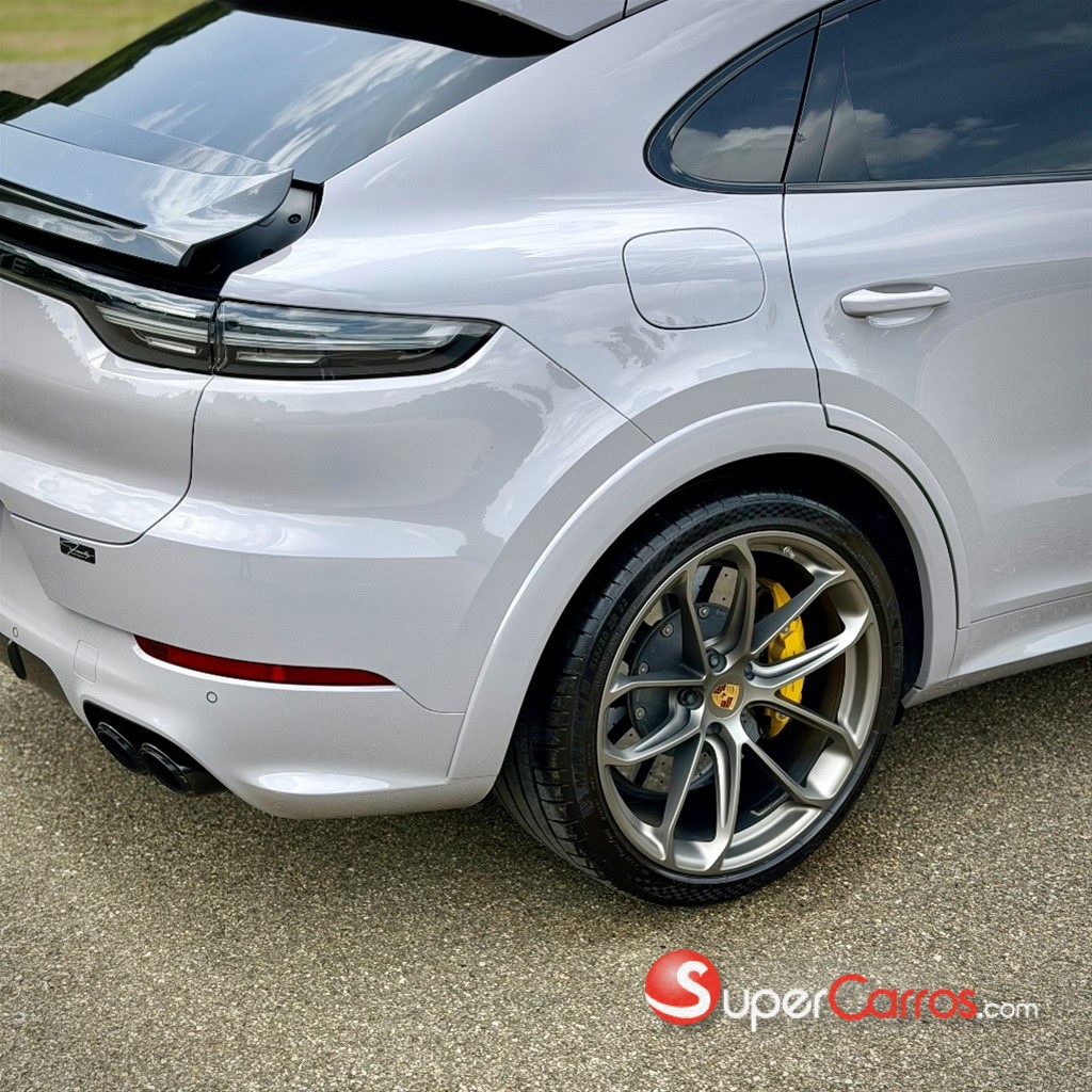 2021 Porsche Cayenne Coupe — foto 8 / 12