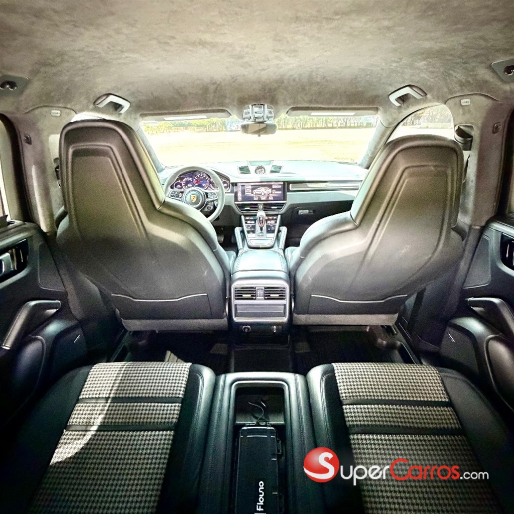 2021 Porsche Cayenne Coupe — foto 11 / 12
