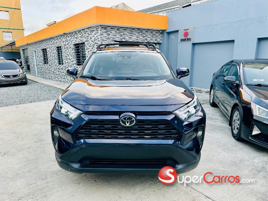 2022 Toyota RAV4 XLE PLUS — foto 3 / 12