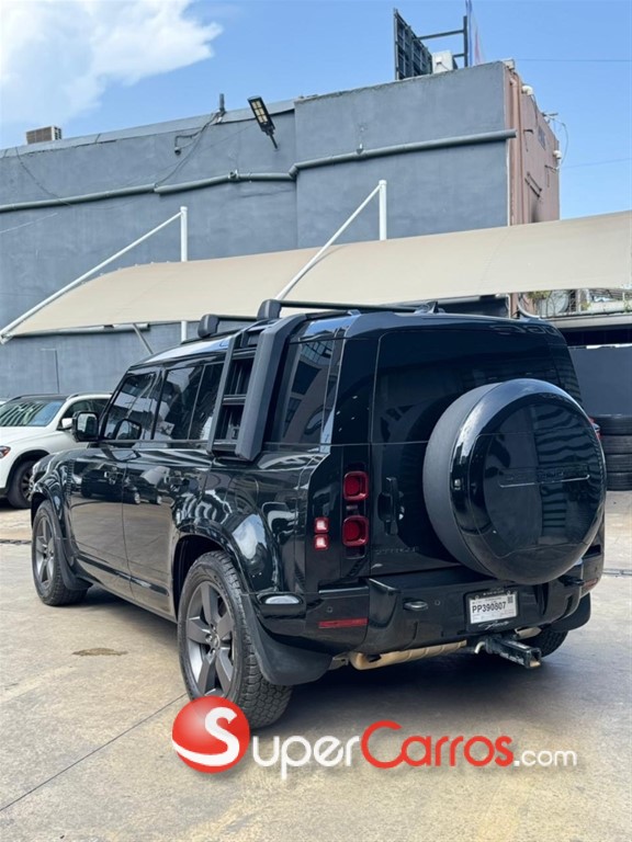 2025 Land Rover Defender 110 SE HYBRID — foto 3 / 9