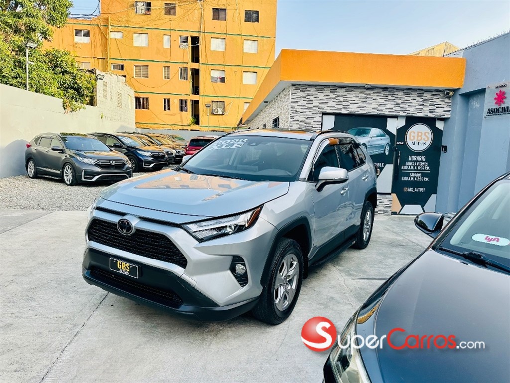 2022 Toyota RAV4 XLE PLUS — foto 4 / 11