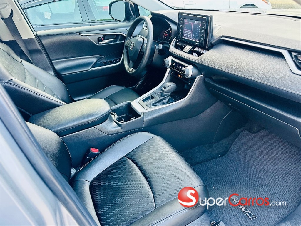 2022 Toyota RAV4 XLE PLUS — foto 5 / 11