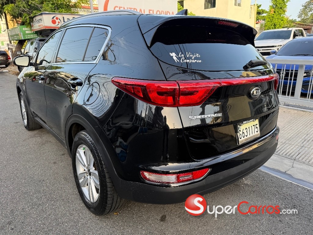 2017 Kia Sportage LX — foto 4 / 10