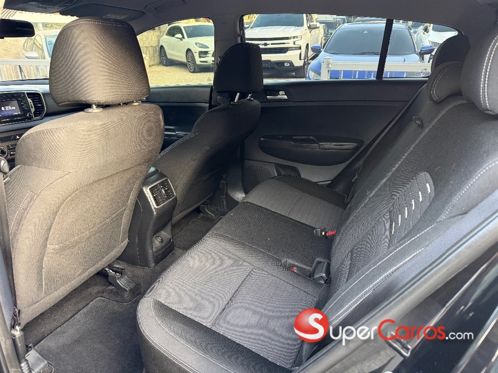 2017 Kia Sportage LX — foto 7 / 10