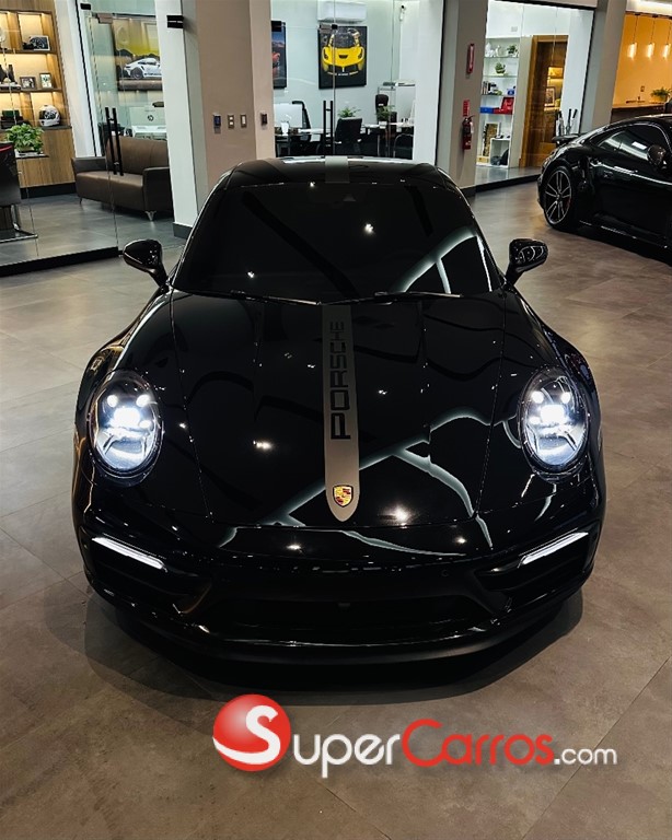 2024 Porsche 911 Carrera GTS — foto 2 / 12