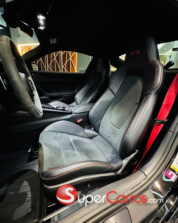 2024 Porsche 911 Carrera GTS — foto 5 / 12