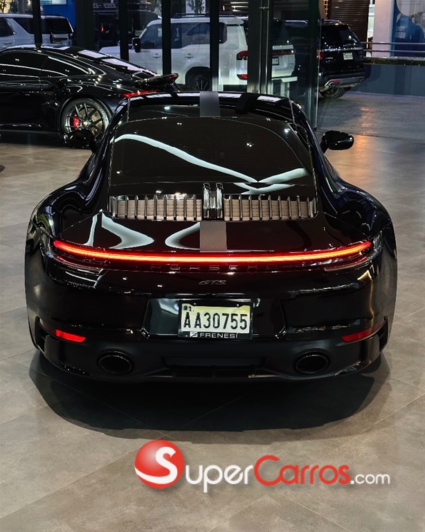 2024 Porsche 911 Carrera GTS — foto 11 / 12