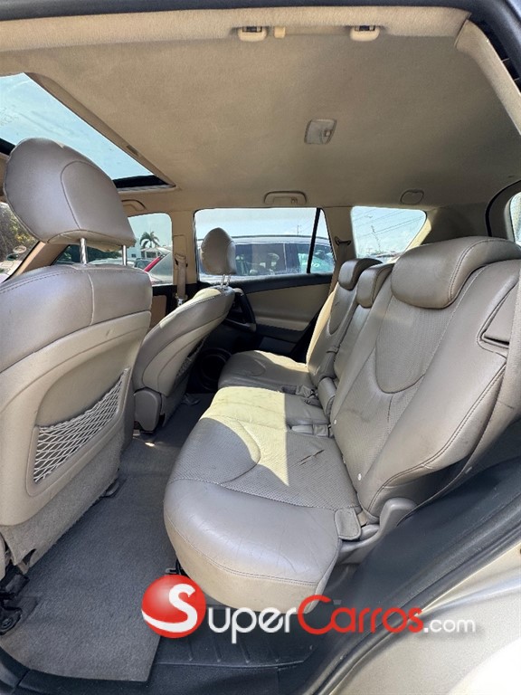 2006 Toyota RAV4 — foto 8 / 10