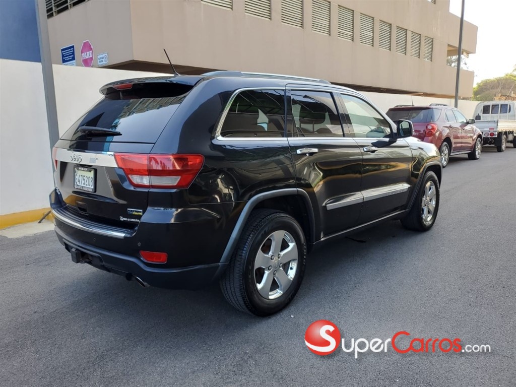 2011 Jeep Grand Cherokee Limited 4x4 — foto 8 / 12