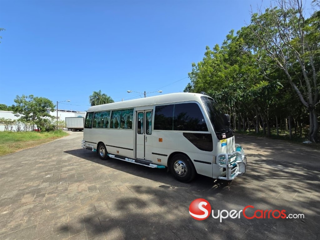 2018 Toyota Coaster — foto 5 / 12