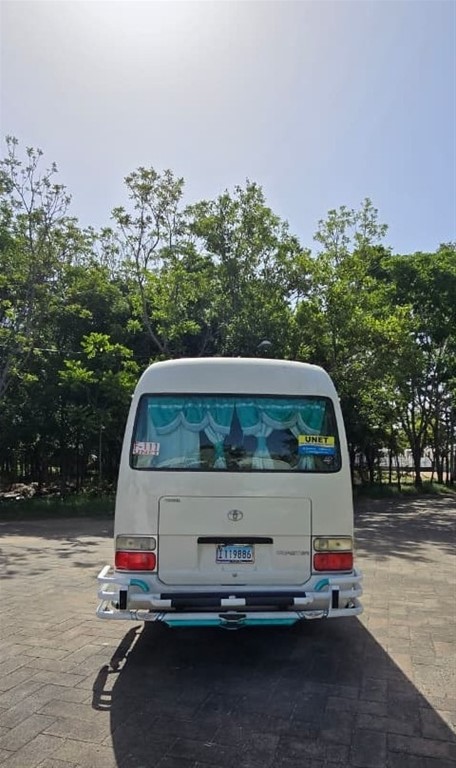 2018 Toyota Coaster — foto 6 / 12