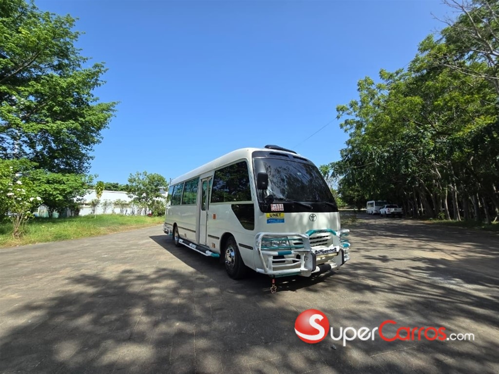 2018 Toyota Coaster — foto 7 / 12