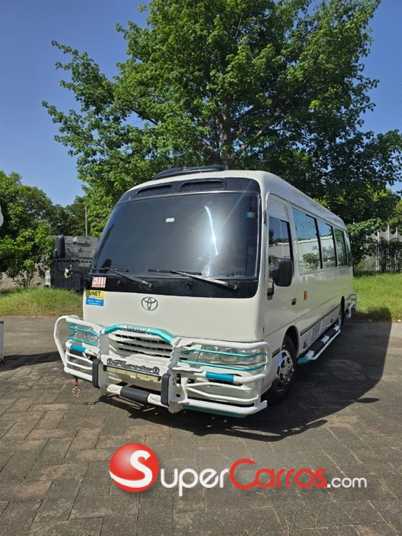 2018 Toyota Coaster — foto 11 / 12