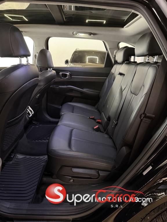2021 Kia Sorento S — foto 6 / 10