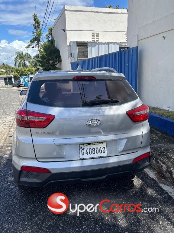 2017 Hyundai Cantus — foto 2 / 5