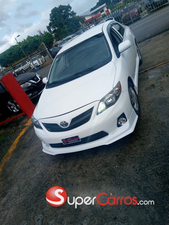 2012 Toyota Corolla — foto 2 / 11