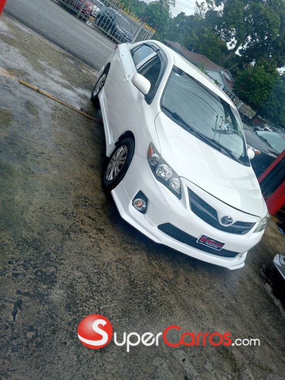 2012 Toyota Corolla — foto 5 / 11