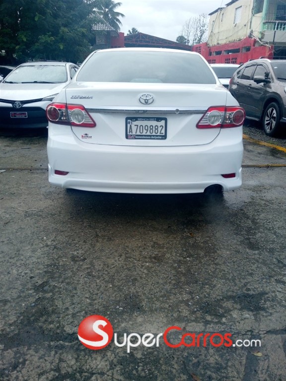 2012 Toyota Corolla — foto 10 / 11