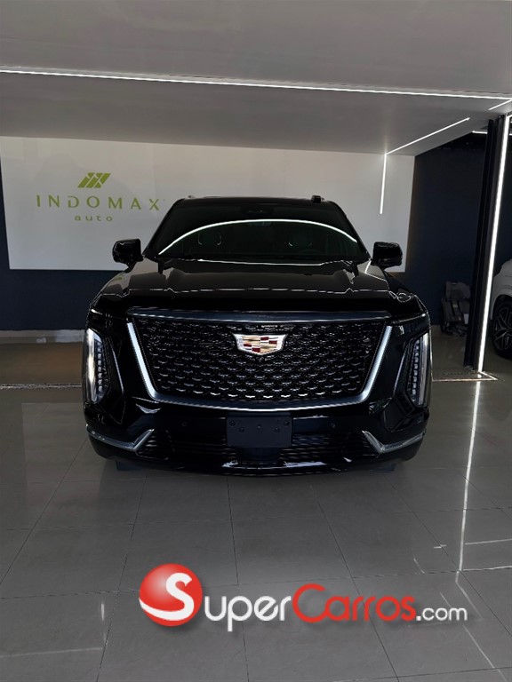 2025 Cadillac Escalade Premium Luxury — foto 2 / 12