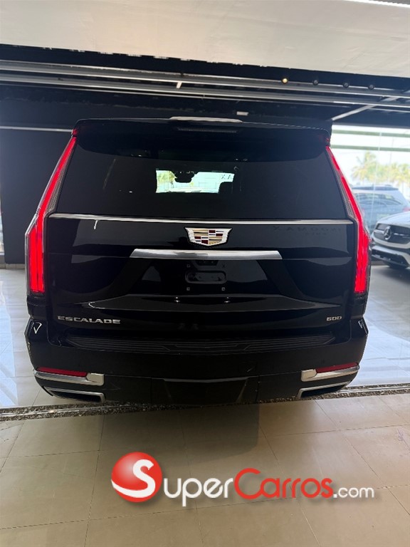 2025 Cadillac Escalade Premium Luxury — foto 5 / 12
