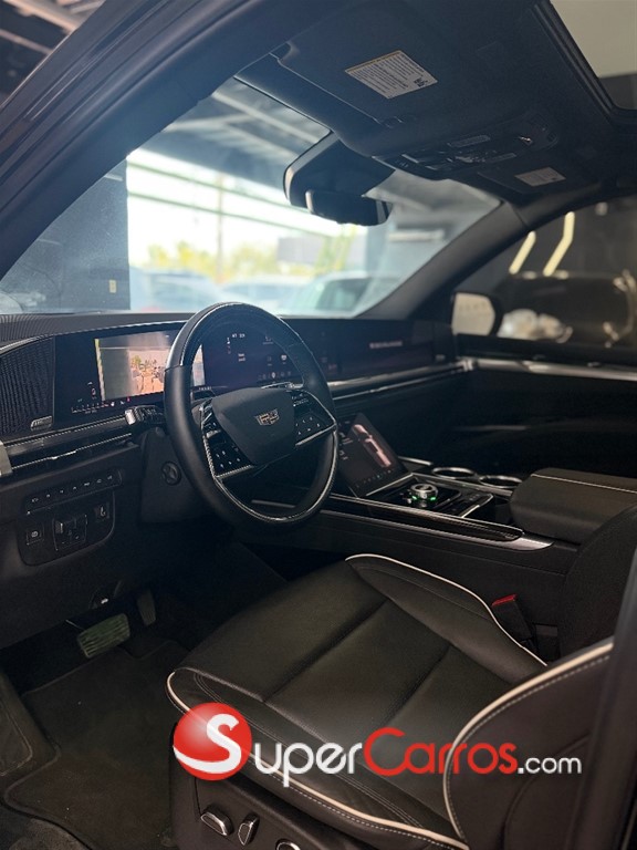 2025 Cadillac Escalade Premium Luxury — foto 8 / 12
