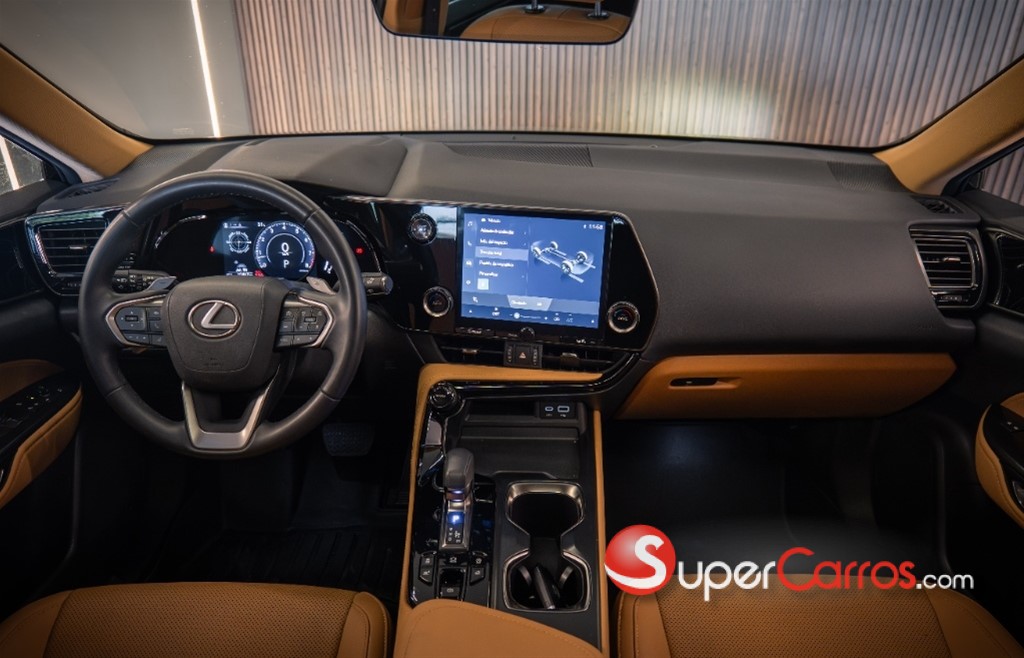 2025 Lexus NX 250 — foto 9 / 12