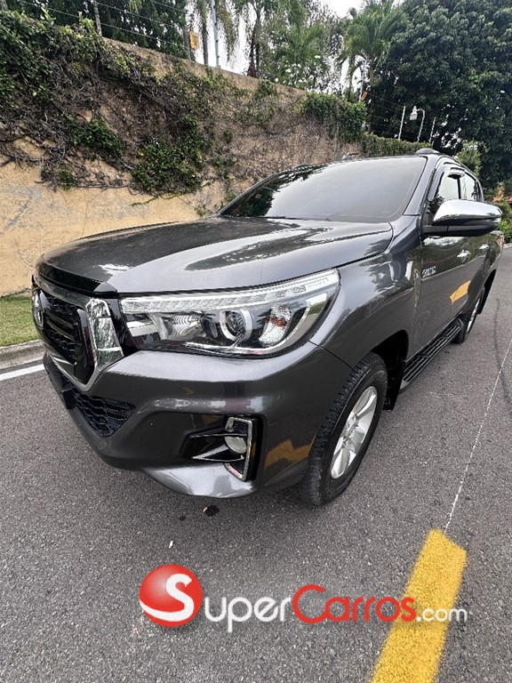 2020 Toyota Hilux Limited — foto 2 / 12