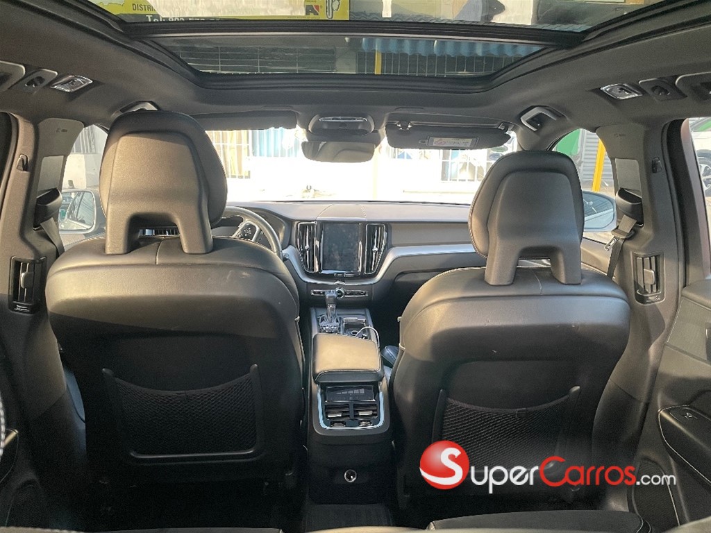 2019 Volvo XC60 T5 — foto 7 / 12