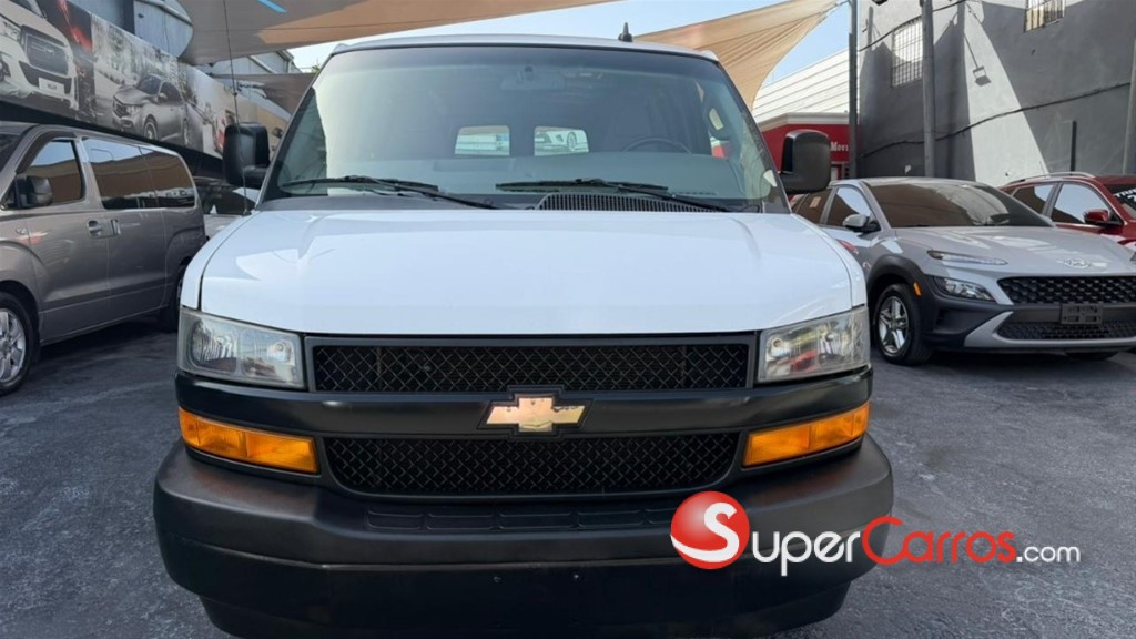 2021 Chevrolet Express — foto 2 / 12