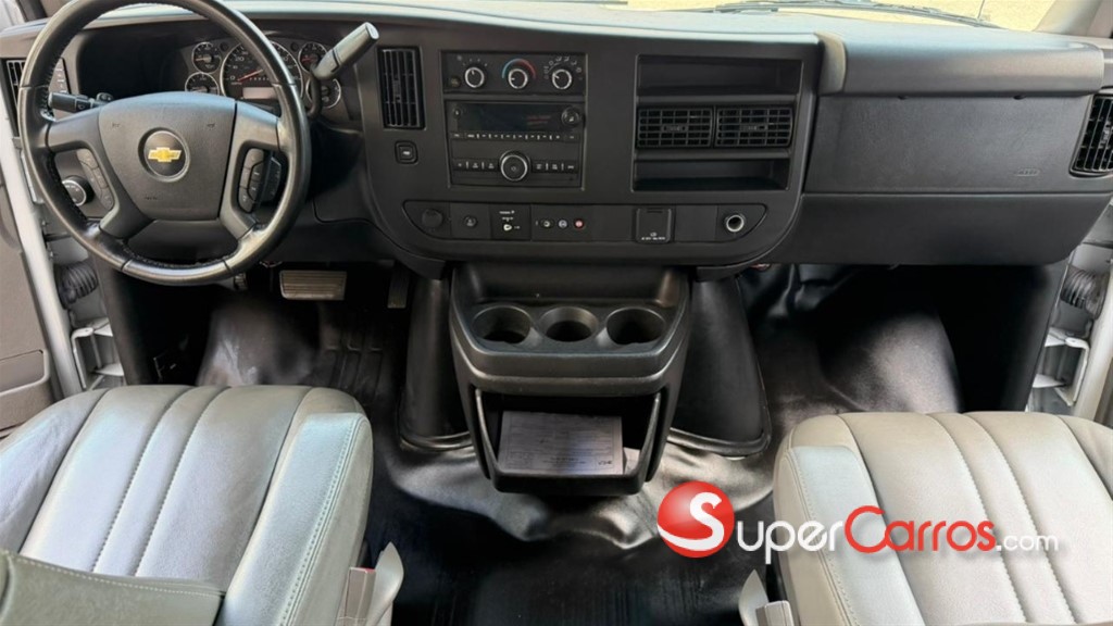2021 Chevrolet Express — foto 7 / 12
