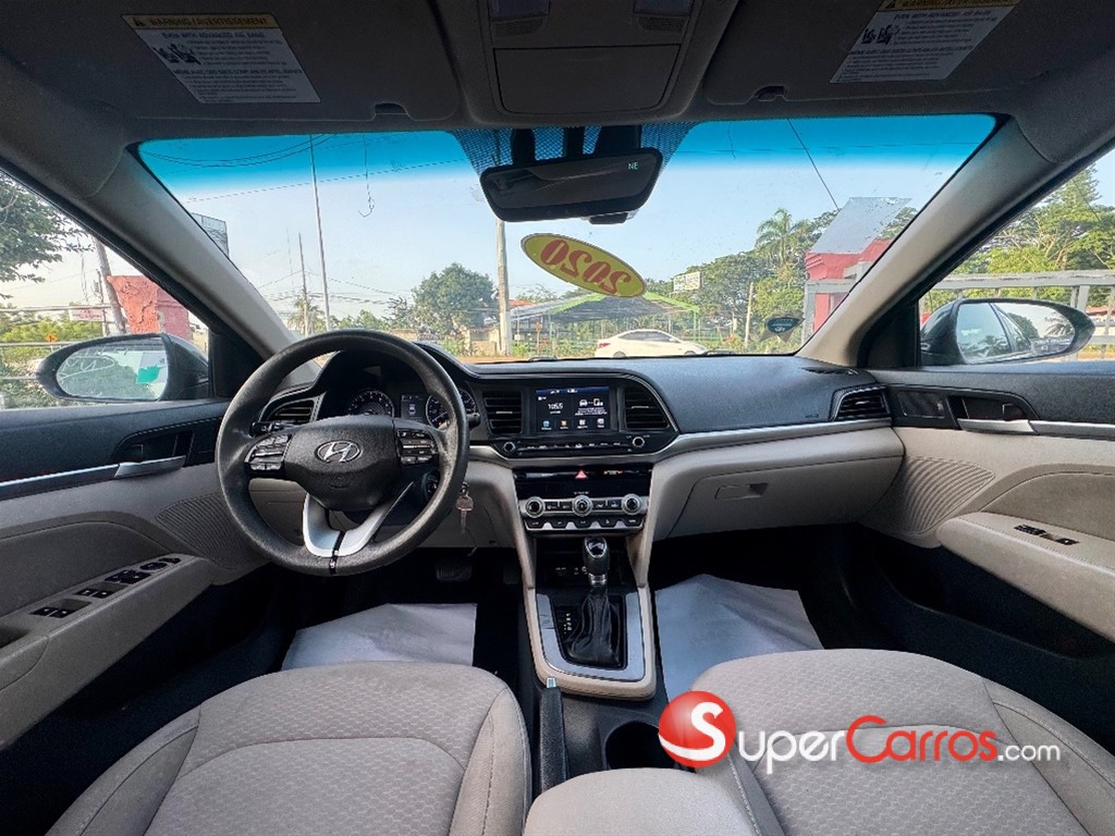 2020 Hyundai Elantra SEL — foto 6 / 11