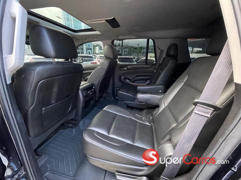 2016 Chevrolet Tahoe LTZ — foto 7 / 10