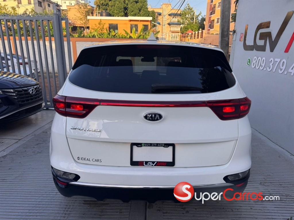 2021 Kia Sportage LX — foto 2 / 12