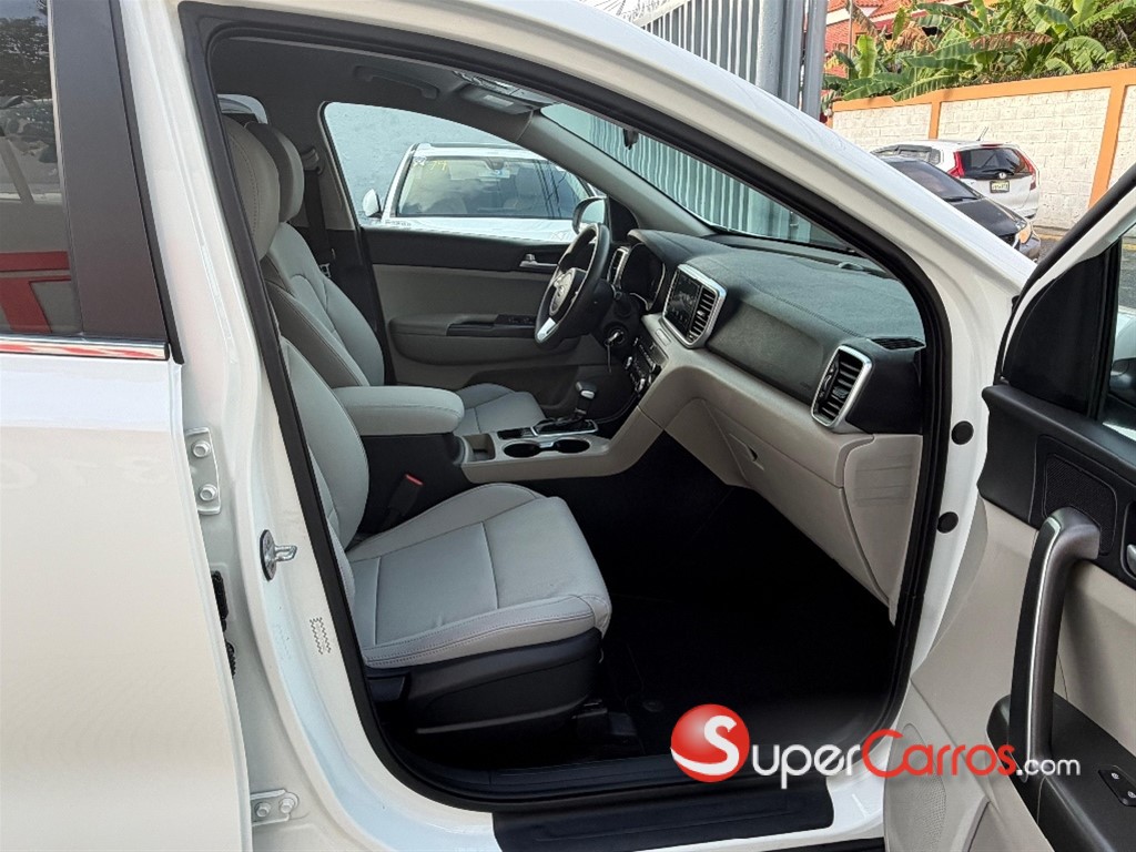2021 Kia Sportage LX — foto 9 / 12