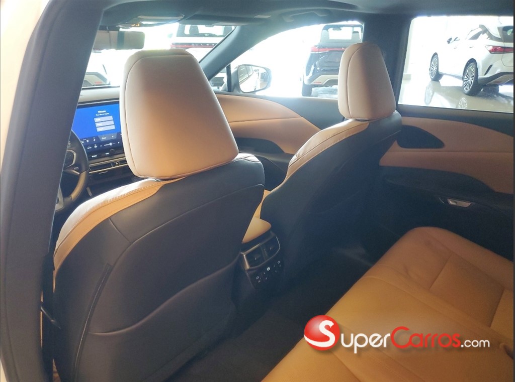2023 Lexus RX 350 Premium Plus — foto 9 / 12