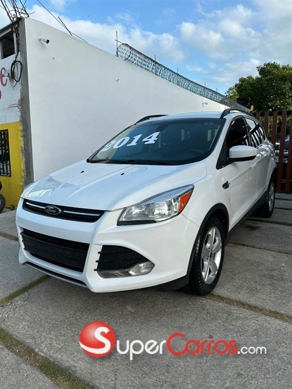 2014 Ford Escape SE Ecoboost — foto 2 / 9