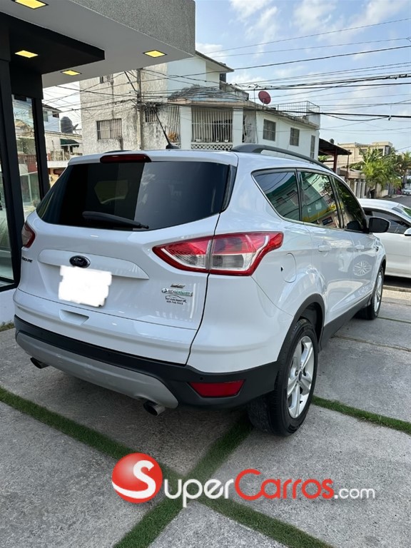 2014 Ford Escape SE Ecoboost — foto 4 / 9